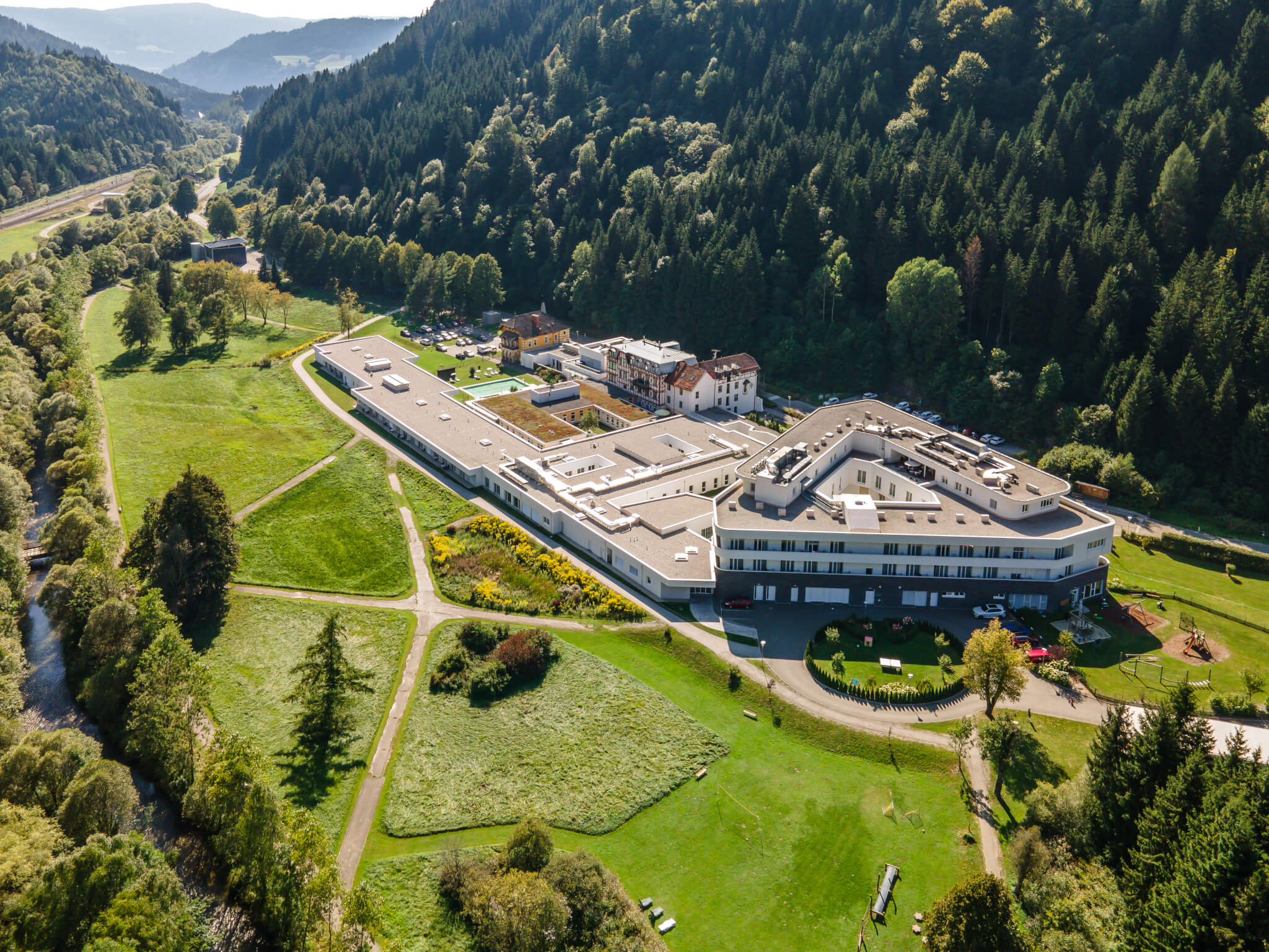 Foto OptimaMed Wildbad Luft 082021 (32)